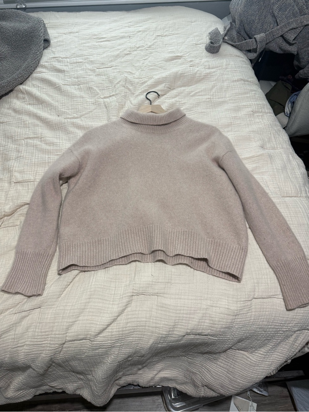 360 Cashmere Sweater